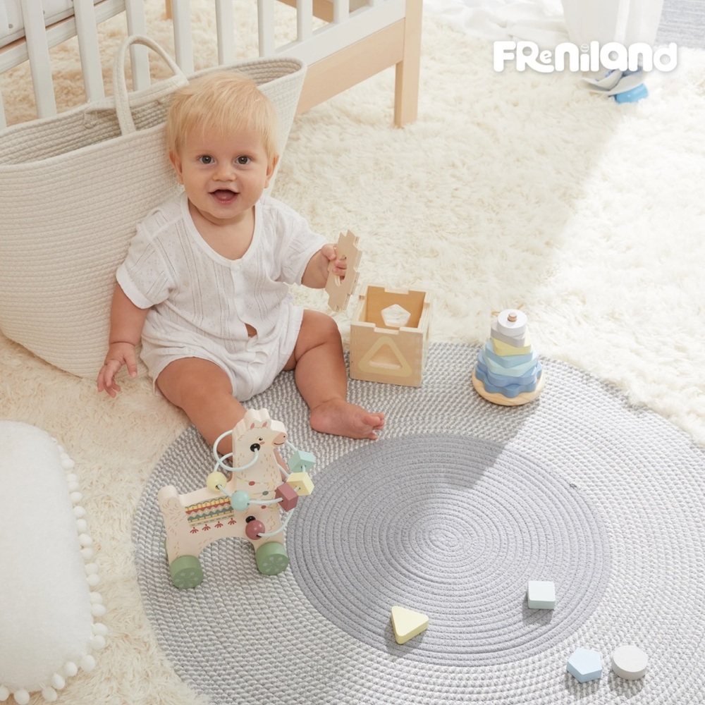 Guyani 15 Piece Ferdinand Llama 3 in 1 Baby Gift Set